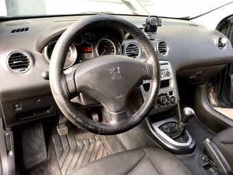 Peugeot 308, 1.4 16V 72kW, r.2010, 162 000km, STK+EK 10/2026 - 11