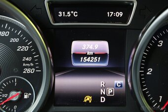 Mercedes-Benz GLE SUV 350d - 11