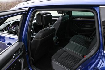 Volkswagen Passat Variant 2.0 TDI EVO Elegance DSG - 11