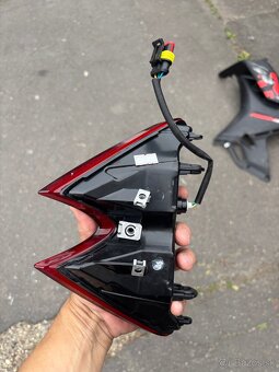 Aprilia RSV4 2023 - 11