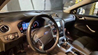Ford Mondeo 2.0 EcoBoost SCTi - 11