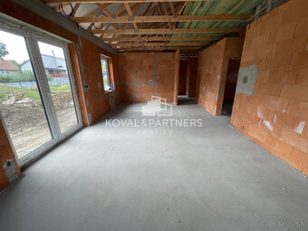 4 izbová novostavba Bungalovu - Veľké Zálužie - 11
