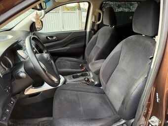NISSAN NAVARA 2,3 dCi 4x4 - 11