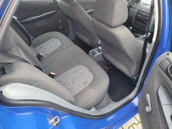 Predám škoda fabia 1.2 12v benzín kw 47 r.v 2004 - 11