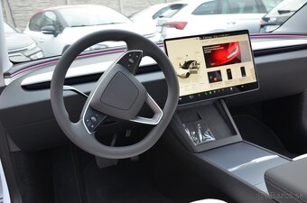 Tesla Model 3 Long Range RWD - 11