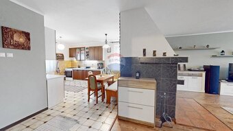 ✅ Priestranný rodinný dom v Bernolákove 245m2 - 11