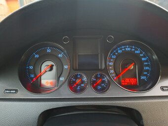 Volkswagen passat b6 1.9 TDI 77kw - 11