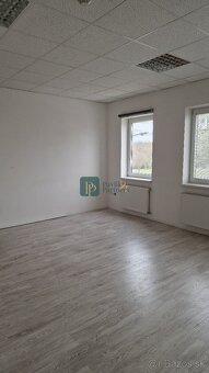 Predaj administratívna budova Lužianky - 11