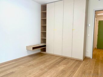 NA PREDAJ 2 IZBOVÝ BYT S BALKÓNOM V REZIDENCII VYDRICA - 11