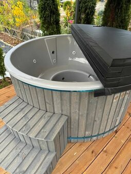 Hottub, drevený kúpací sud - 11