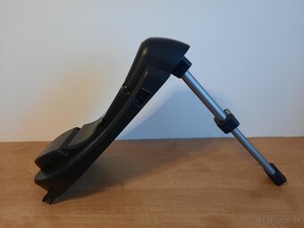 Predam vajicko Recaro PRIVIA EVO s isofix zakladnou - 11
