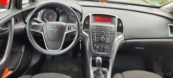 Opel Astra 2.0 CDTI  Cosmo - Sports Tourer, červená farba - 11