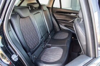 BMW X1 xDrive 20d A/T - 11