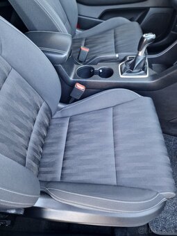 Kia Sportage 1.7 CRDi Platinum 85KW M6 SR 1majitreľ Plná ser - 11