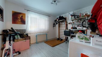 Dva domy za cenu jedného na pozemku s výmerou 1025m2 - 11