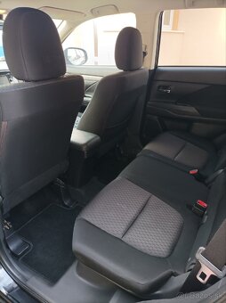 Mitsubishi Outlander 3 2.2 110kw 4x4 - 11