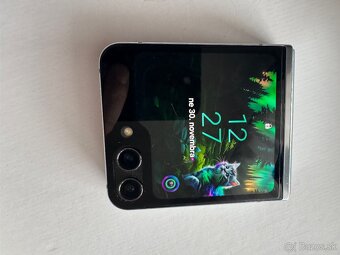 Samsung Galaxy Z flip5 256GB - 11