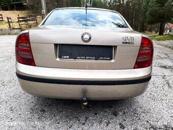 Škoda Superb 2.0 TDI Classic - 11