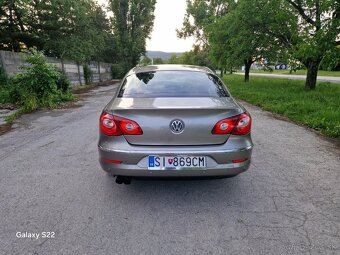 Volkswagen Passat CC - 11