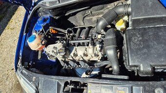 Fabia 1.2 40kW rv2005 modra - 11