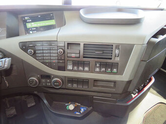 VOLVO FH 460 LNG E6 ADR Nez.klíma I-SHIFT - 11