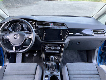 Volkswagen Touran 2.0 TDI Highline EU6 - 11