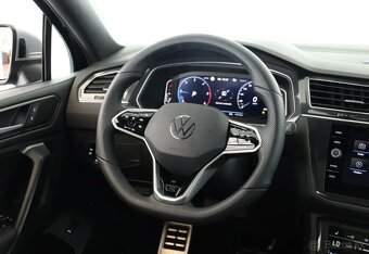 Volkswagen Tiguan Allspace - 11