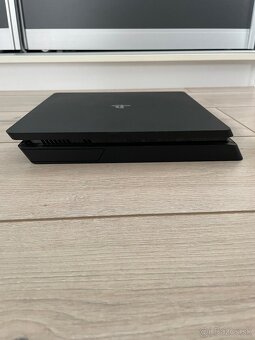 PS4 Slim 1TB + 2x ovládač + 6 hier (komplet balík) - 11