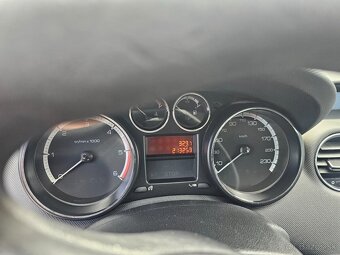 Peugeot 308 1.6 HDi FAP Confort Pack M6 - 11