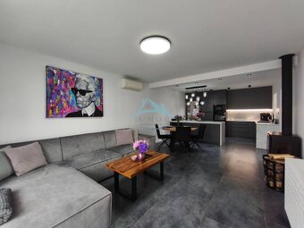 Rodinný dom v obci Olováry v okrese Veľký Krtíš. - 11