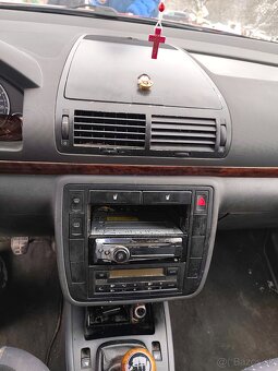 Seat Alhambra 1.9tdi 85kw r.v2000, 7 miestne - 11