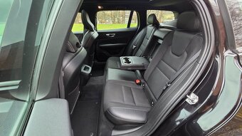 Volvo V60 kombi, Momentum Pro, nebourané, model 2020 - 11