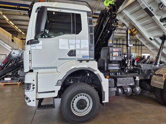 MAN TGS 6x6 RUKA + VYKLÁPAČ - 11