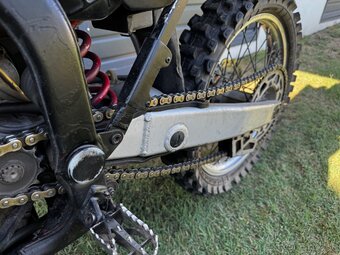 Suzuki RMZ 250 - 11