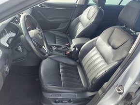 Octavia Combi facelift 2,0 TDI Style Kessy /Top stav - 11
