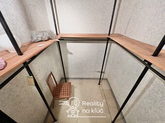 Na predaj veľký 2-izbový byt na Nábrežnej ul. v Nových Zámko - 11