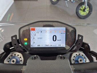 Ducati Monster 1200 - 11