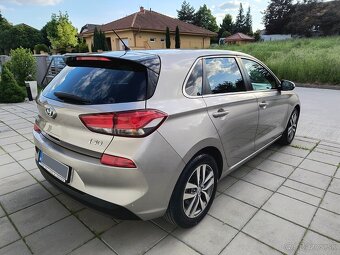 Hyundai i30, benzín, 56 tis. KM, nové kúp. na Slovensku - 11