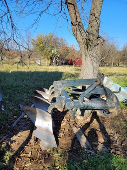 Predám kvalitný pluh štvorák - 11