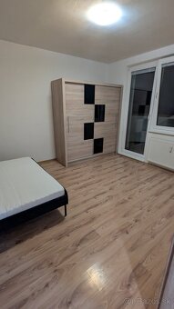 Predaj Holic, 2izb byt (dvojgarzonka) 38m2 - 11