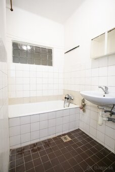 Na predaj 2 izbový byt v Košeci - 11