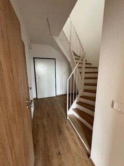 mezonetový 3 izb. byt v novostavbe Slnečnice - 11