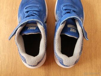 Tenisky NIKE č. 27,5 (vnút. dĺžka 17,7 cm) - TOP STAV. - 11