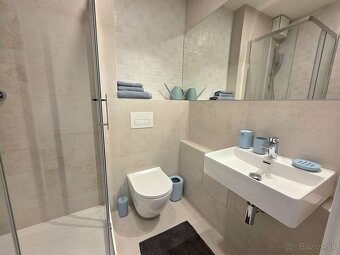 Na predaj pekný, menší 1 izbový byt na ulici Krivá, Košice - - 11