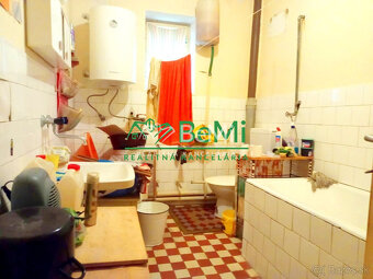 Predaj dvojgeneračného rodinného domu - Sazdice( 018-12-HEKA - 11