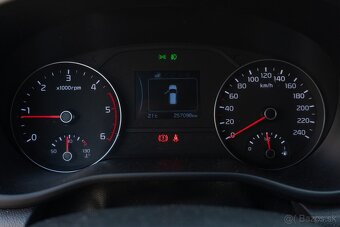 Kia Sportage 1.7 CRDi 2WD Gold 2018 - 11