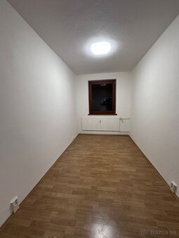 PREDAJ 3-izbový byt s balkônom Levoča Západ II - 11