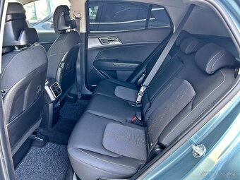 Kia SPORTAGE NQ5 1,6 T-GDi 110kW FWD M6 GOLD - 11