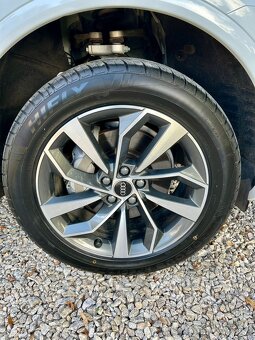 Predám Audi Q5 45 TFSI 2.0 - 11