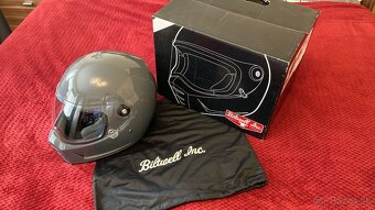 Yamaha XV1700 ROADSTAR - 11